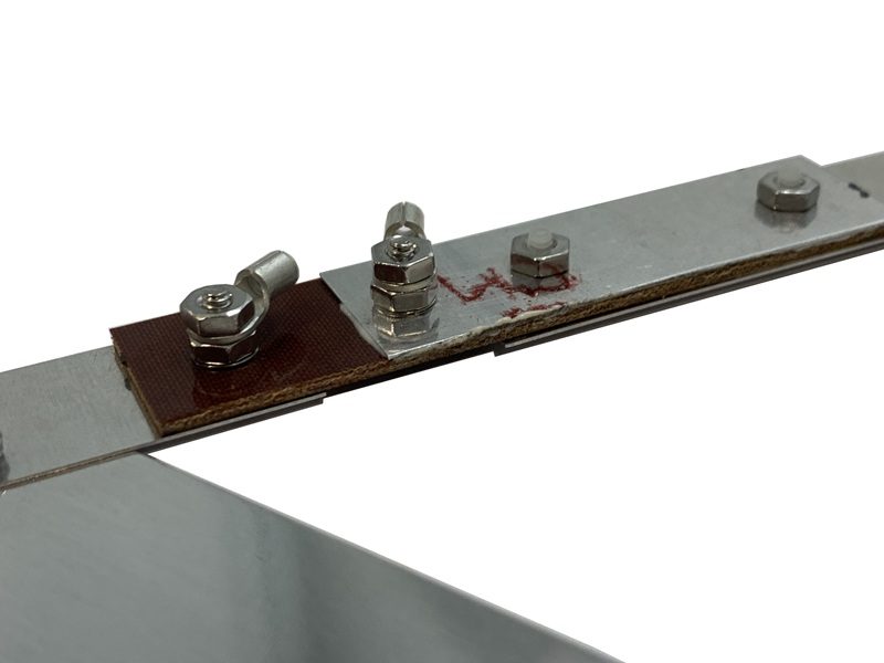 VOR-L ANTENNA 5 VOR-L (Left wing) Nav Antenna